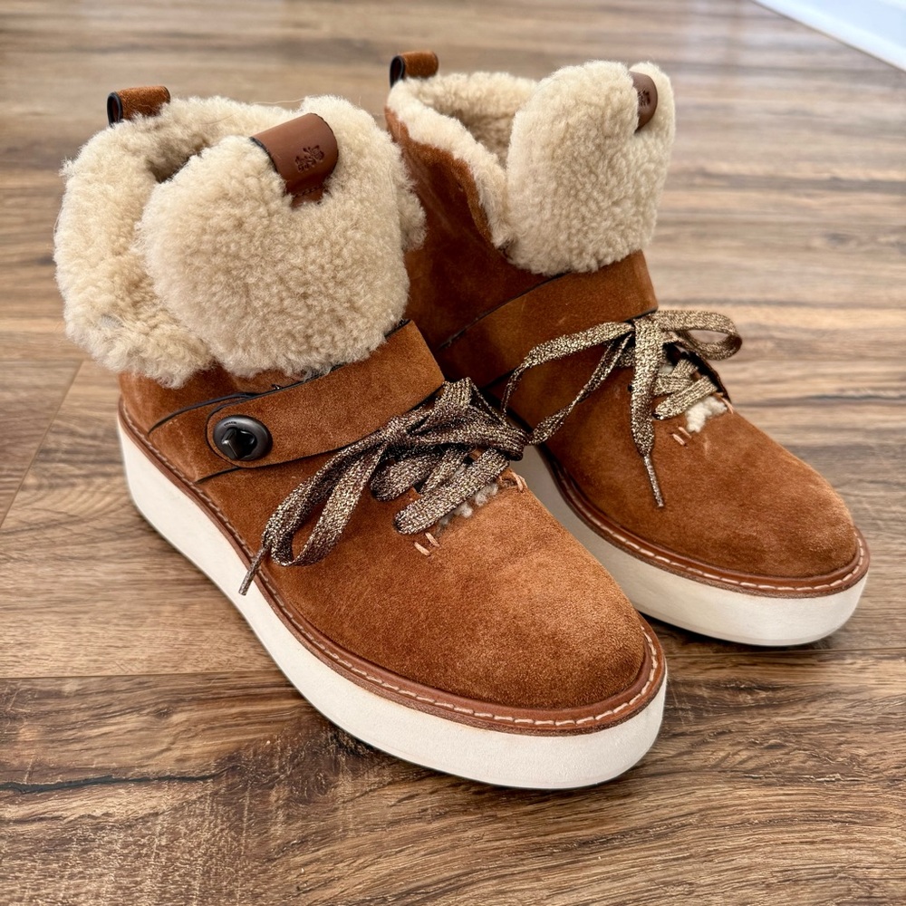 COACH Rexy Suede Natural Shearling Urban Hiker Boots in Brown Size 6 / 6.5 NWOT